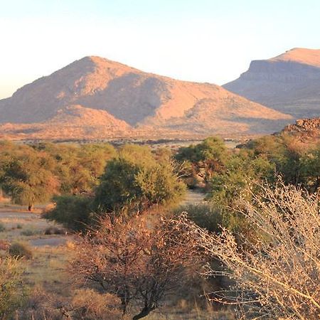 Hohenstein Lodge Usakos Bagian luar foto